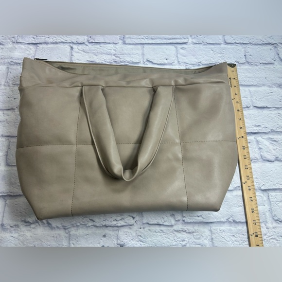 Free People Mushroom Color Shoulder Bag. Has Laptop Space w/Velcro Inside. - Picture 11 of 14